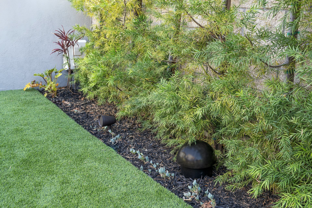 93502_product_image_SONANCE_MAG6.1_Side Yard.jpg