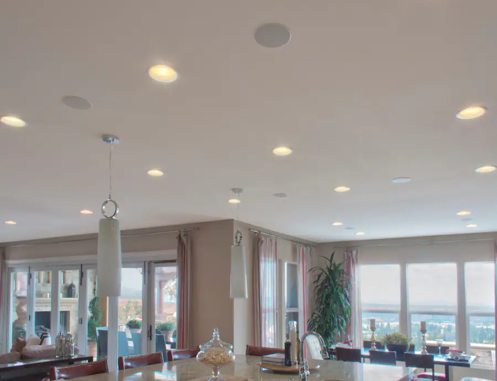 93222_product_image_SONANCE_MAG6R_lifestyle.png